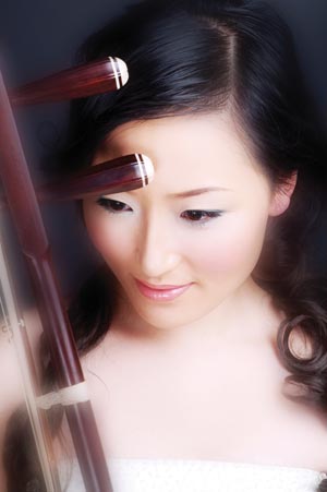 王一婧,特邀星海音乐学院青年京胡演奏家