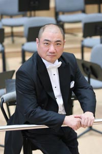 著名中国钢琴大师许忠