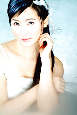 付娜青年古筝演奏家.